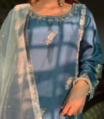 Phool dupatta with embellished long kameez and trouser: - Image 6