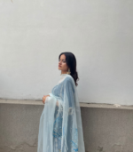 Phool dupatta with embellished long kameez and trouser: - Image 7